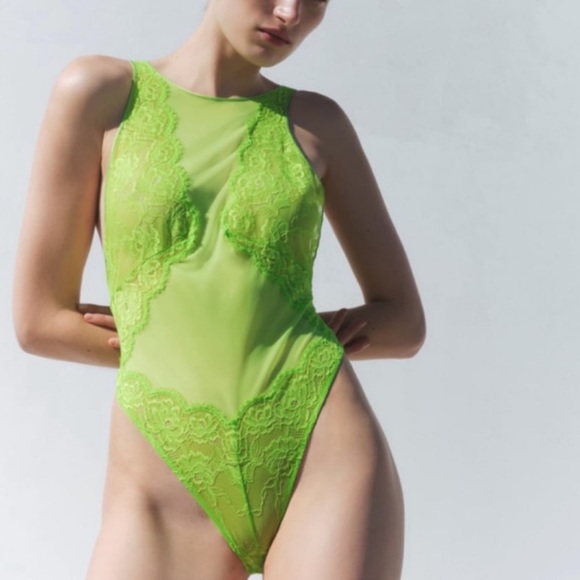 Zara Lace Bodysuit - Picture 1 of 6